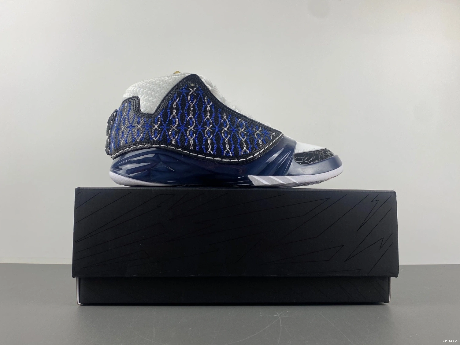 318376-011  OG Air Jordan 'Motorsports' 23 1106